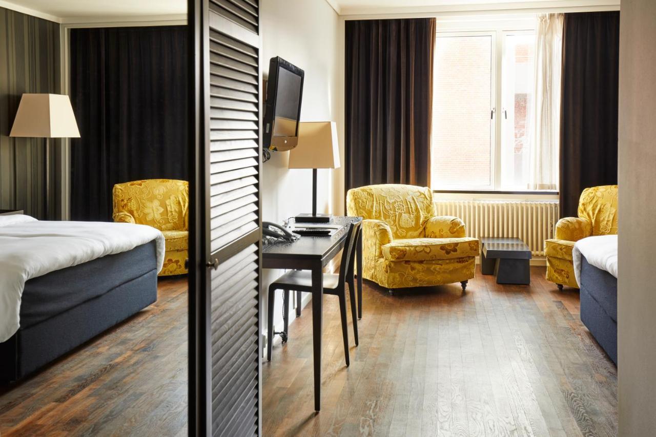 Hotel First Grand